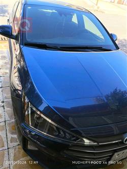 هیوندای ئەلەنترا